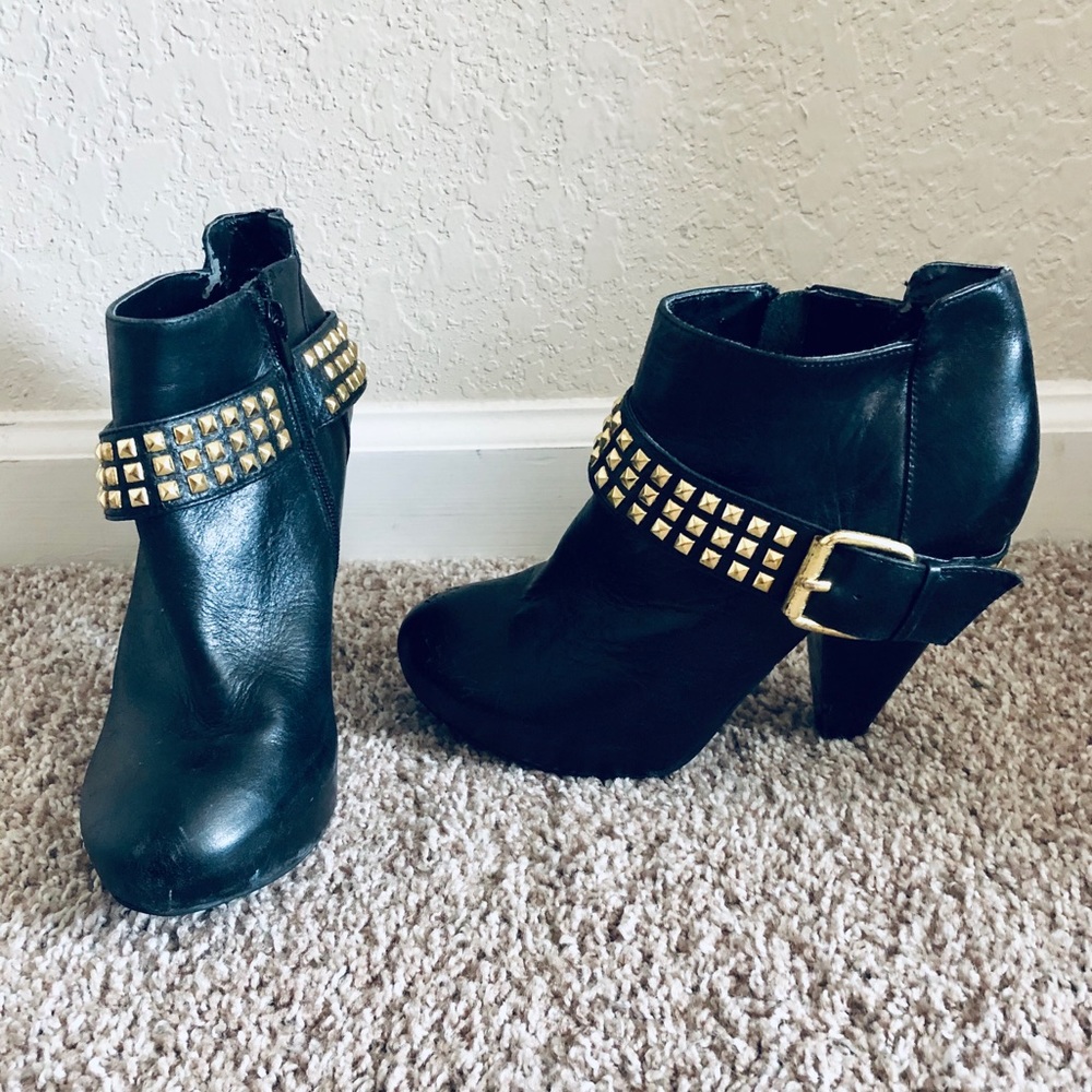 Dolce Vita Black Leather Booties Gold Studs